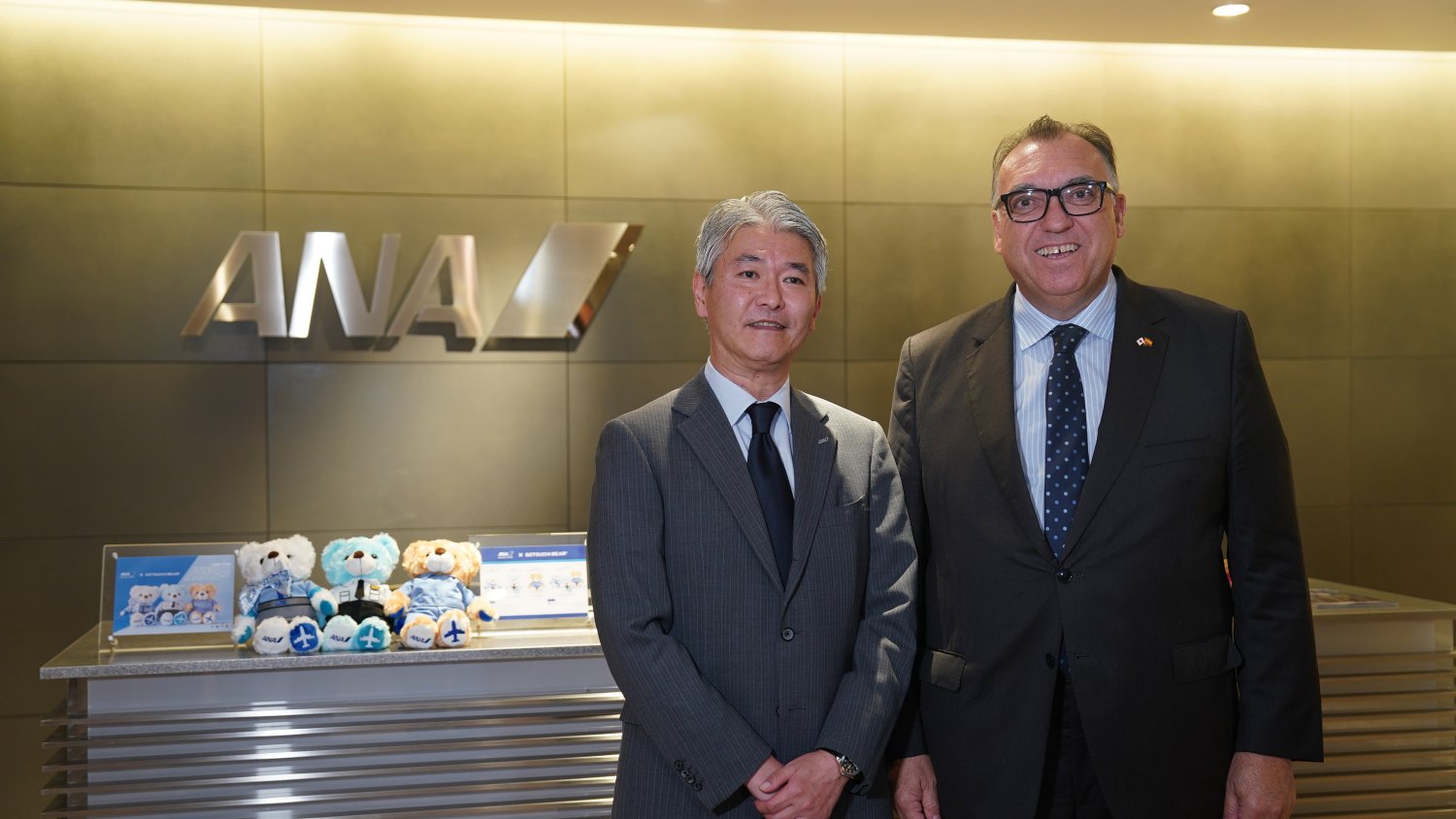 La Junta y All Nippon Airways impulsan un grupo de trabajo para la creación de rutas directas entre Japón y Andalucía