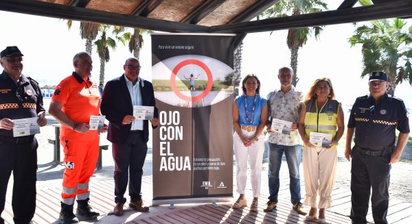 La Junta insta a las familias a no perder de vista a los menores cuando estén en el agua para prevenir ahogamientos