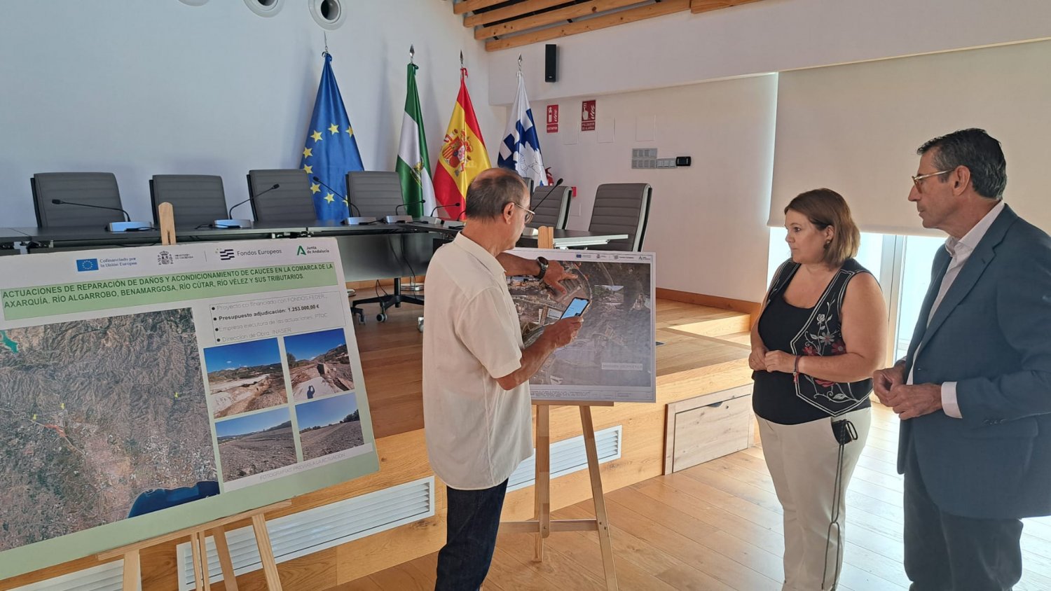La Junta destina 233.000 euros para reparar el encauzamiento del río Algarrobo y construir una escollera