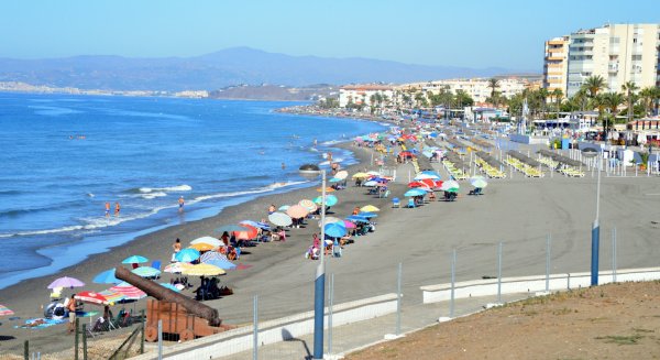 Torrox alcanza un 'hito histórico' laboral con 1.066 personas desempleadas en julio