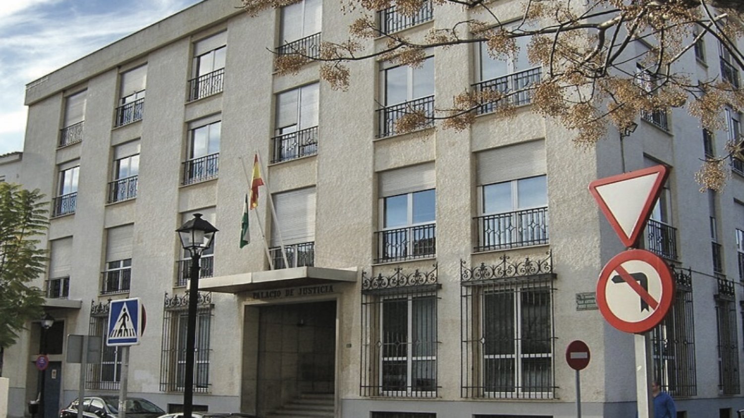 La Junta inicia la reforma del Palacio de Justicia de Fuengirola con una inversión de casi un millón