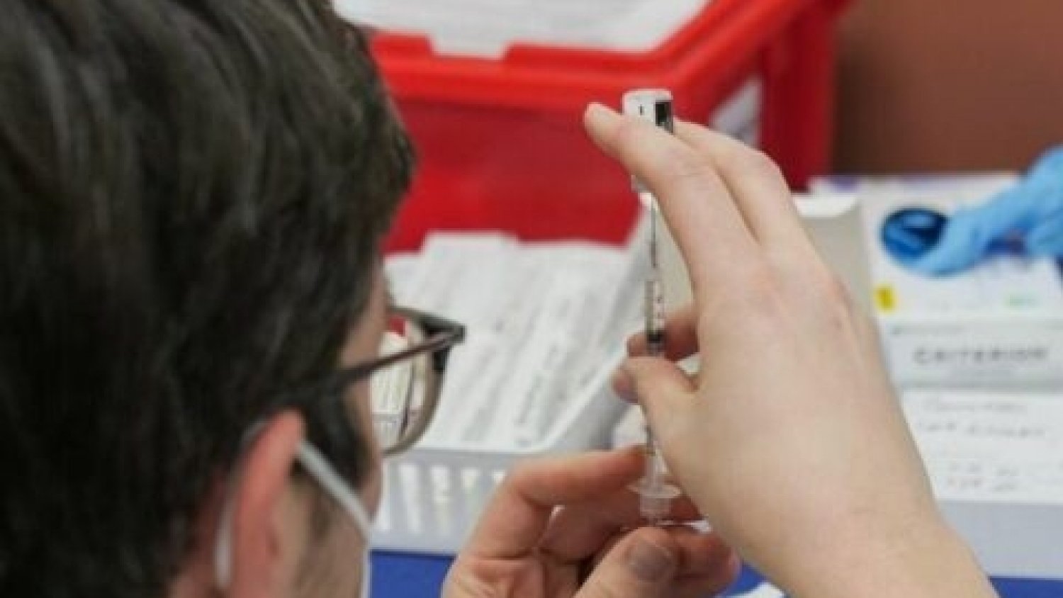 Málaga registra más de mil contagios en una jornada con seis fallecidos por covid-19