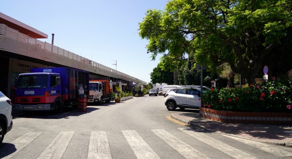 El Ayuntamiento de Estepona acometerá la reurbanización y mejora de las principales vías de comunicación de Cancelada