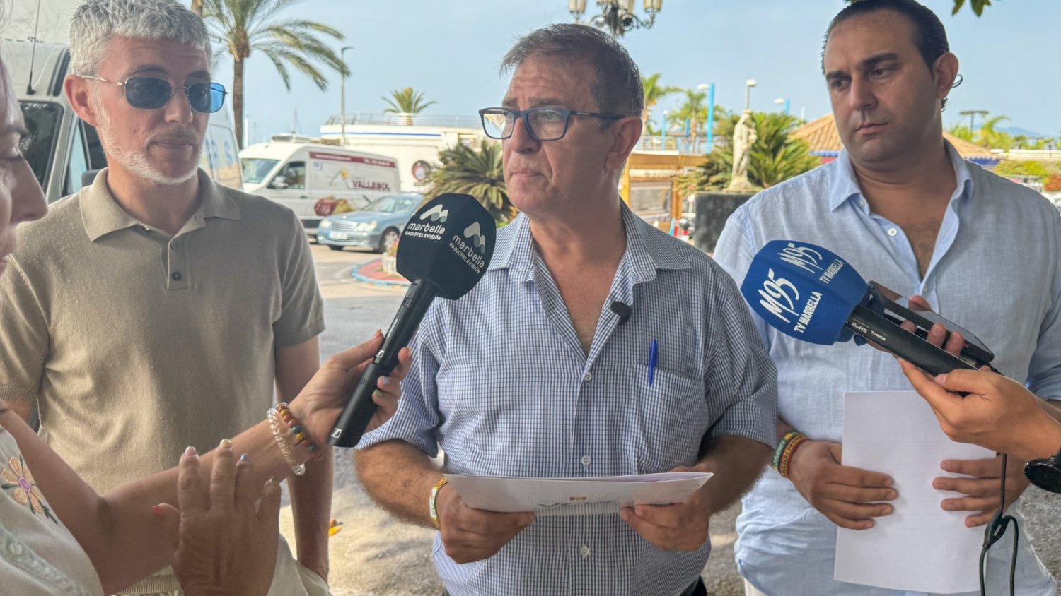 Vox acusa al PP de vulnerar la ley al querer monopolizar el servicio chárter en el Puerto Deportivo de Marbella