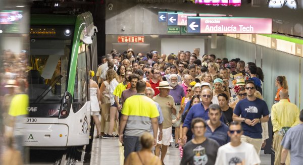 El Metro de Málaga estará operativo todos los días de Feria hasta las 1.30 horas de la madrugada