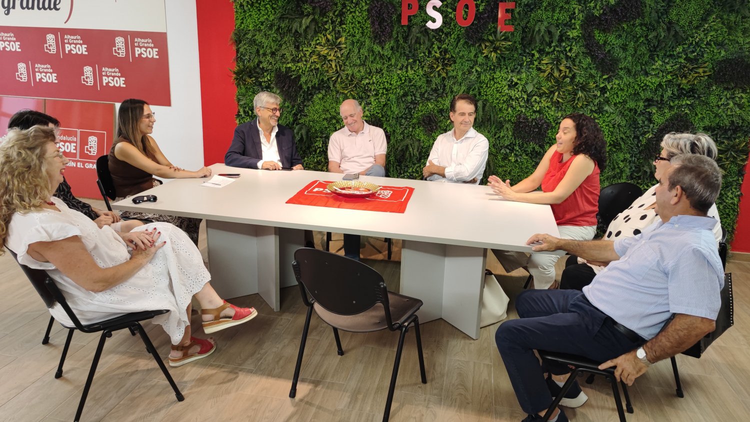 El PSOE anuncia que llevará varias iniciativas al Parlamento andaluz ante el bloqueo de la Ley de Dependencia por Moreno Bonilla