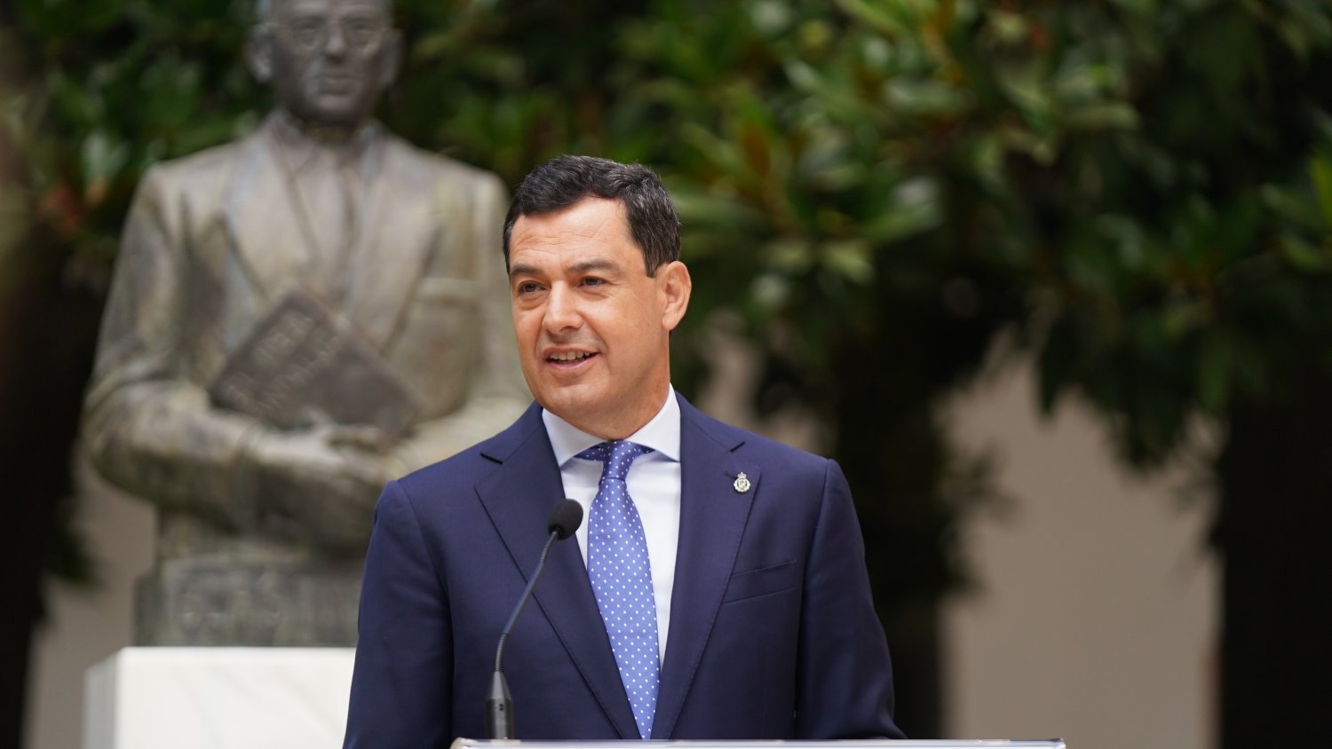 Moreno apela a un “autonomismo útil” que haga del éxito de Andalucía un soplo de vitalidad para España