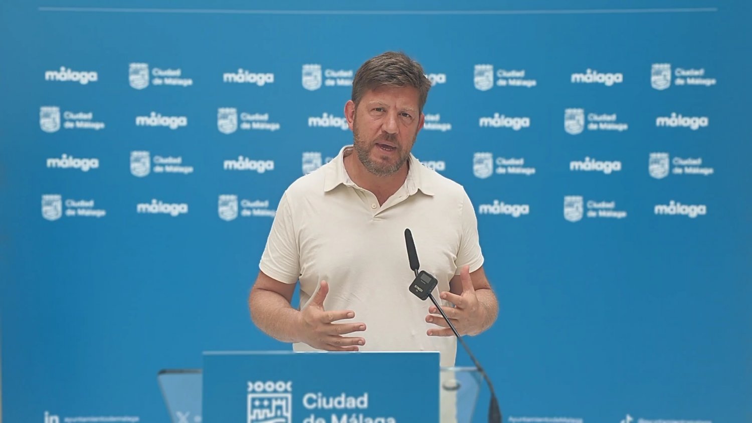 Con Málaga denuncia que decenas de camiones de Limasam carecen de climatización
