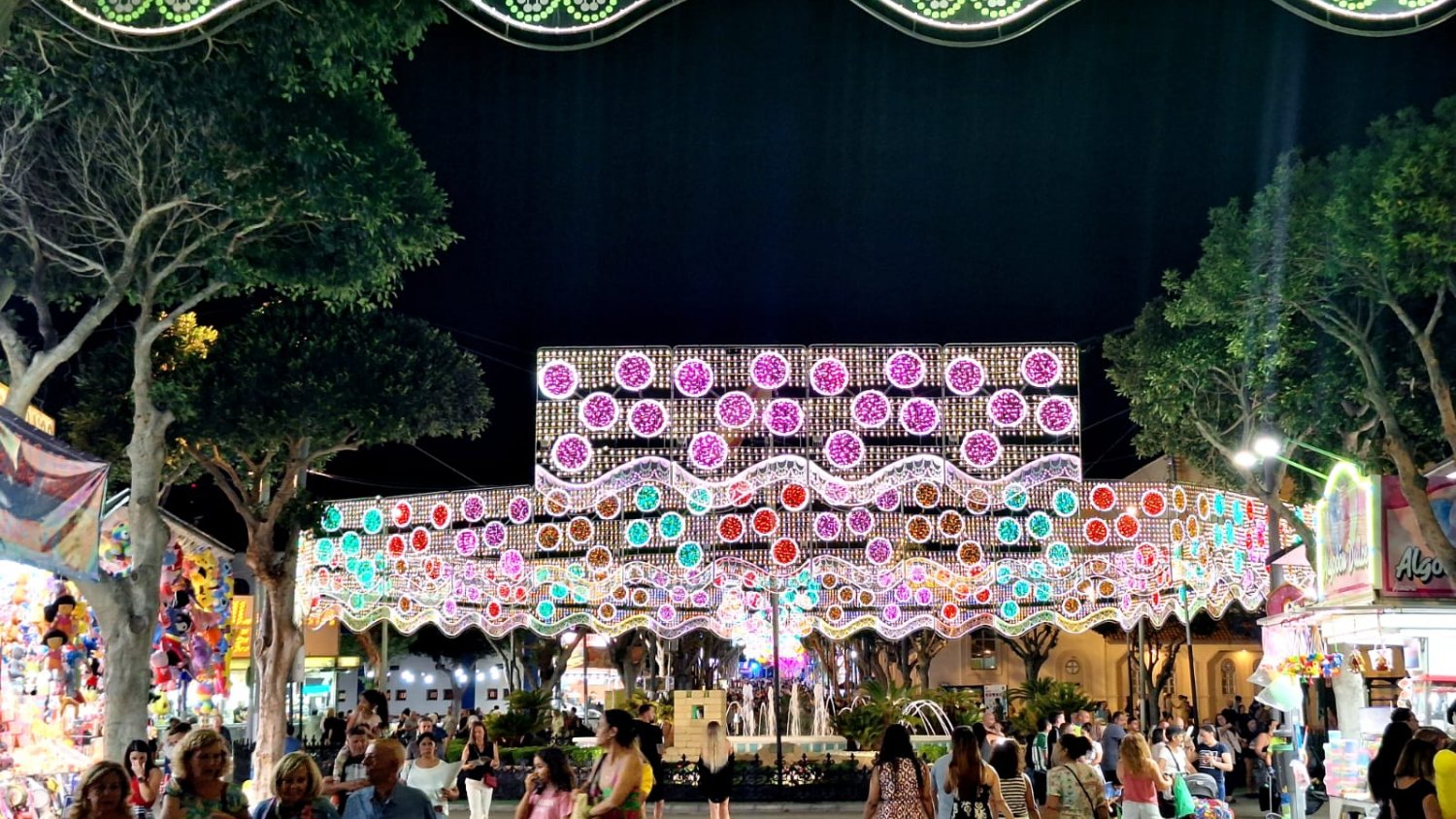 La alcaldesa de Torremolinos emite un bando sobre ocupaciones de vía pública en Romería y Fiestas de San Miguel