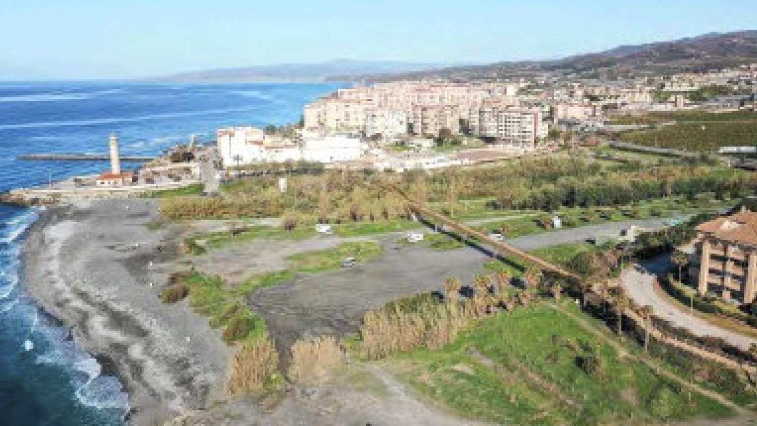 Licitada en 2,1 millones la pasarela sobre el Río Torrox de la Senda Litoral  