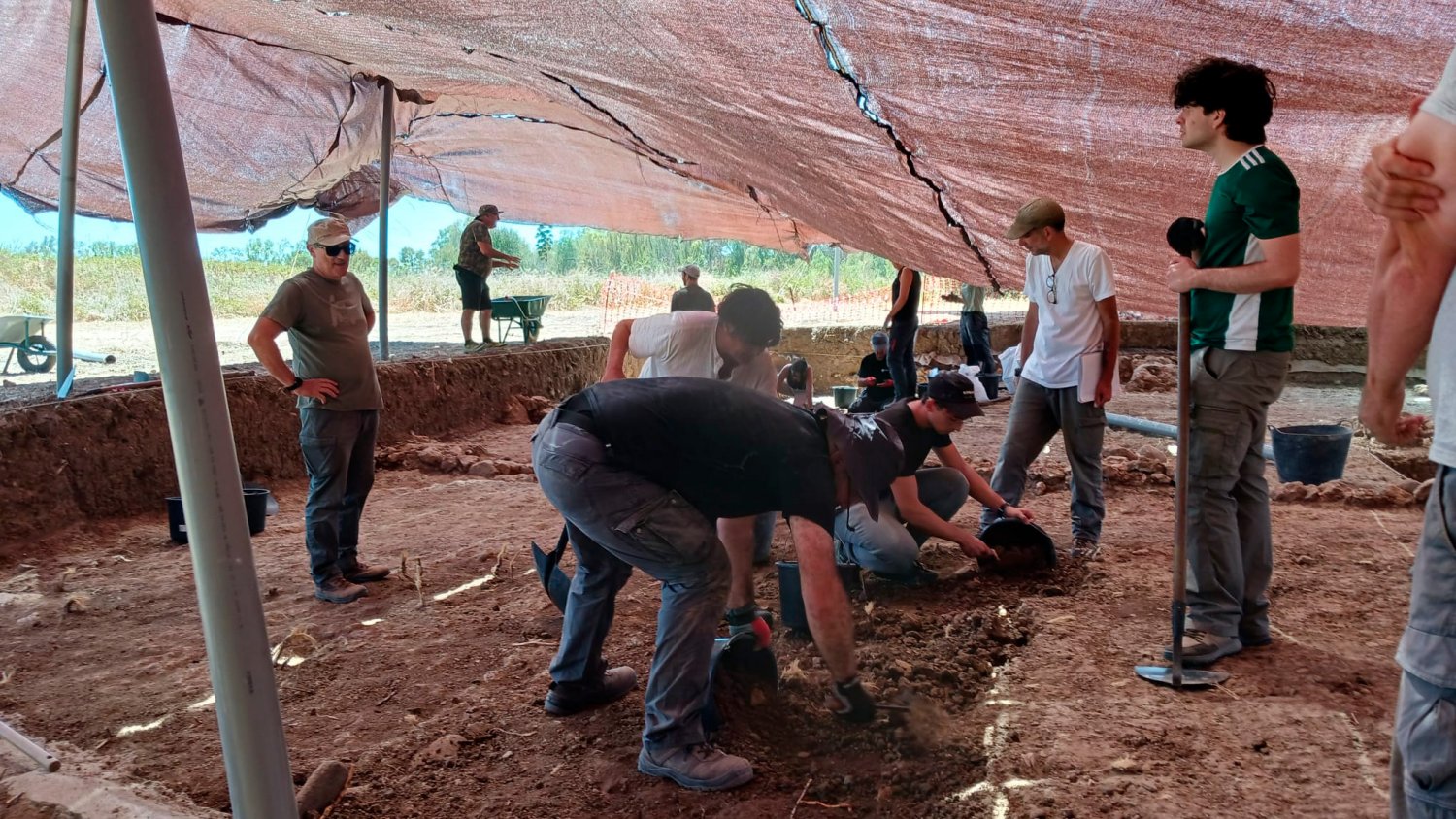 La UMA retoma las excavaciones en el yacimiento del Cerro del Villar en busca de los orígenes de la Málaga fenicia