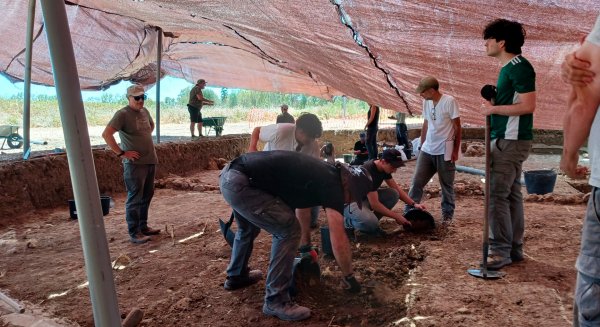 La UMA retoma las excavaciones en el yacimiento del Cerro del Villar en busca de los orígenes de la Málaga fenicia