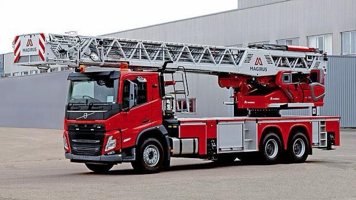 El CPB contará con una autoescala de 54 metros y vehículos especiales para inundaciones y actuaciones con mercancías peligrosas