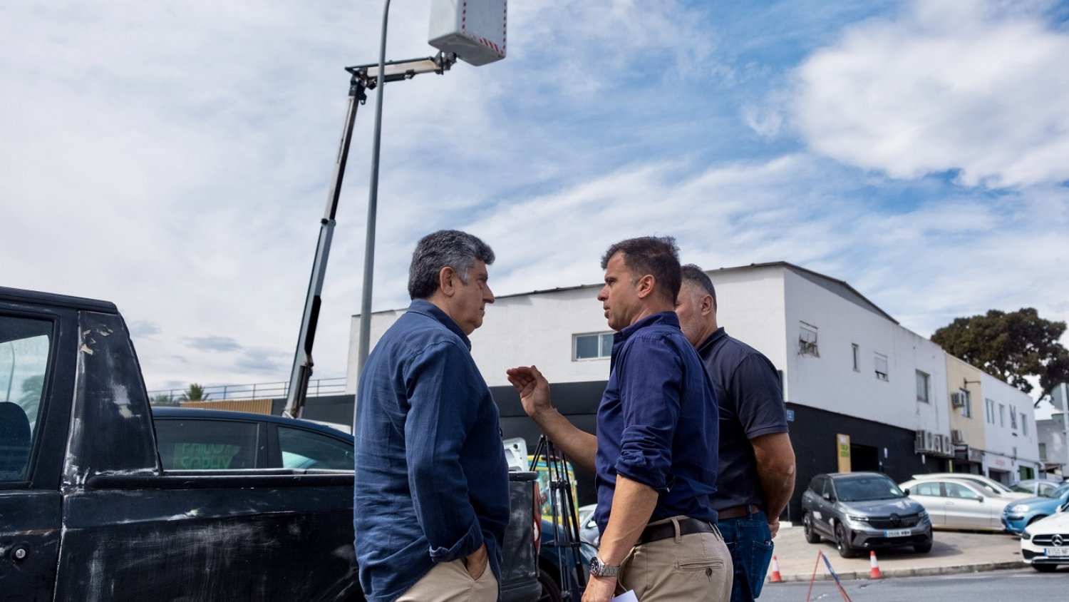 Marbella refuerza la seguridad y la sostenibilidad del Polígono de La Ermita con la instalación de un nuevo sistema de iluminación tipo LED