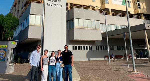 Once alumnos internacionales realizan prácticas clínicas en los hospitales universitarios de Málaga