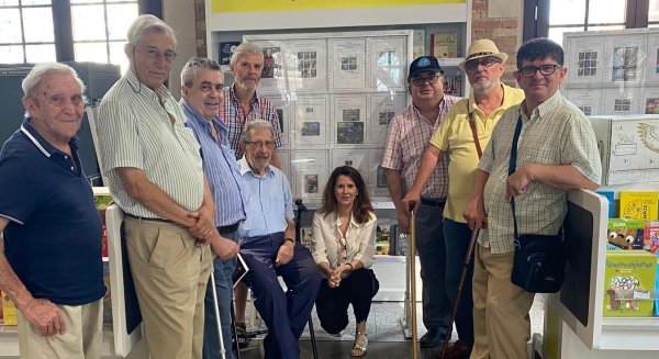 Correos acoge una exposición filatélica sobre el universo Star Trek en su oficina principal de Málaga