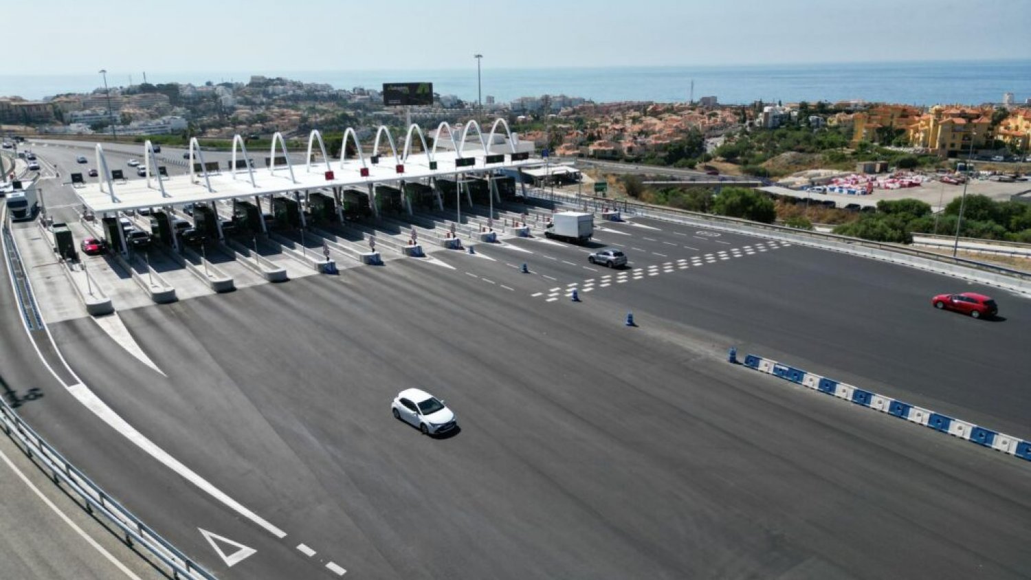 La autopista de la Costa del Sol inicia el reasfaltado de la carretera entre Fuengirola y Marbella