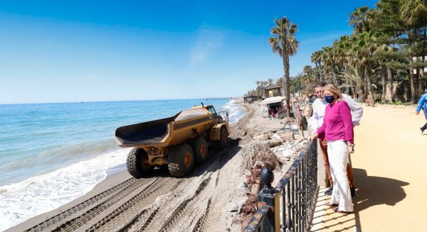 Ángeles Muñoz invita a la ministra Ribera a Marbella para que considere 