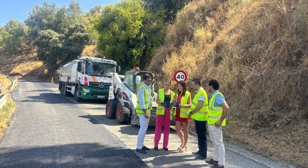 La Diputación asfalta todo el trazado de una de las carreteras de acceso a Árchez