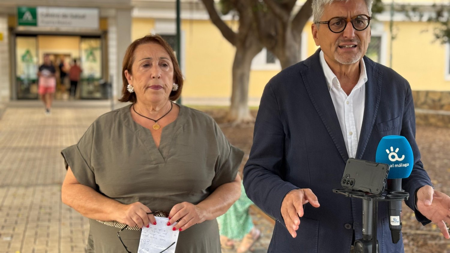 El PSOE acusa a Juanma Moreno de condenar a Málaga a ser la provincia andaluza con más pacientes en lista de espera sanitaria