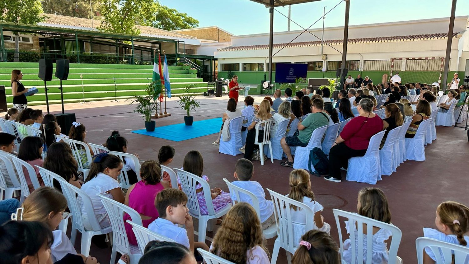 Fuengirola inicia el curso escolar 2025/2026 con una firme apuesta municipal por el bienestar del alumnado y la mejora de los centros