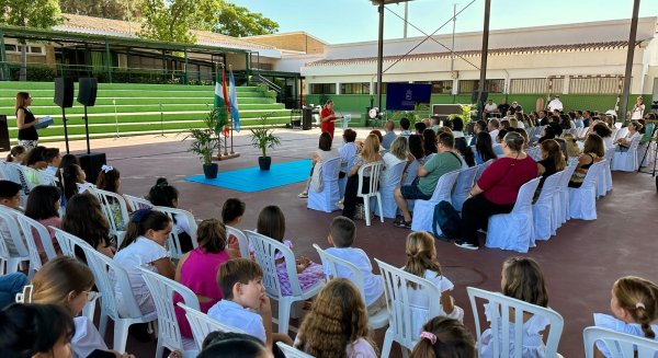 Fuengirola inicia el curso escolar 2025/2026 con una firme apuesta municipal por el bienestar del alumnado y la mejora de los centros