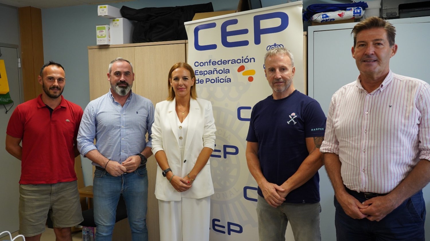 Vox tras reunirse con la Confederación Española de Policía: 'Los policías nacionales de Málaga están en situación de abandono'