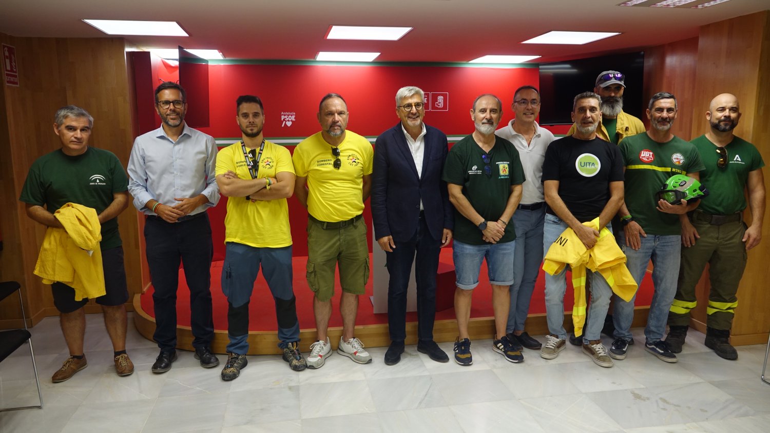 El PSOE de Málaga respalda las reivindicaciones de los trabajadores del INFOCA