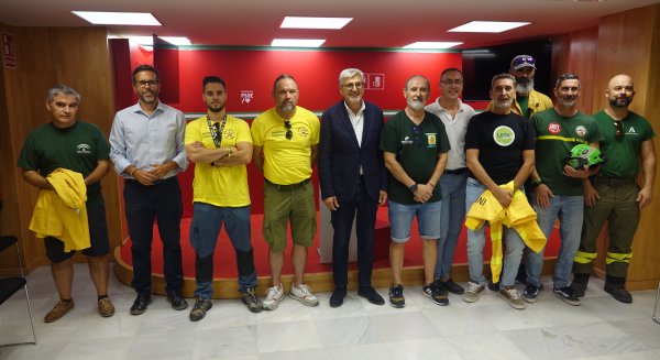 El PSOE de Málaga respalda las reivindicaciones de los trabajadores del INFOCA