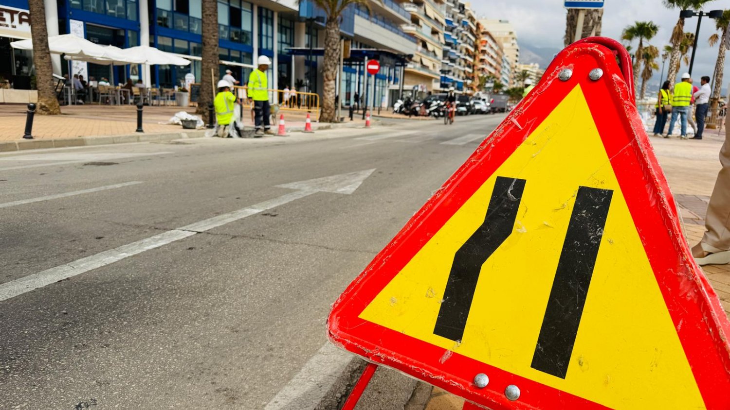 El Ayuntamiento de Fuengirola refuerza la seguridad vial con la creación de cinco nuevos pasos elevados para reducir la velocidad