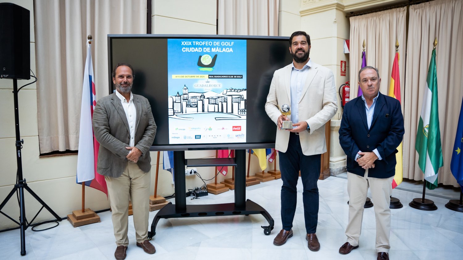El Ayuntamiento presenta el XXIX Trofeo de Golf 'Ciudad de Málaga', que se celebrará en el Real Guadalhorce Club de Golf