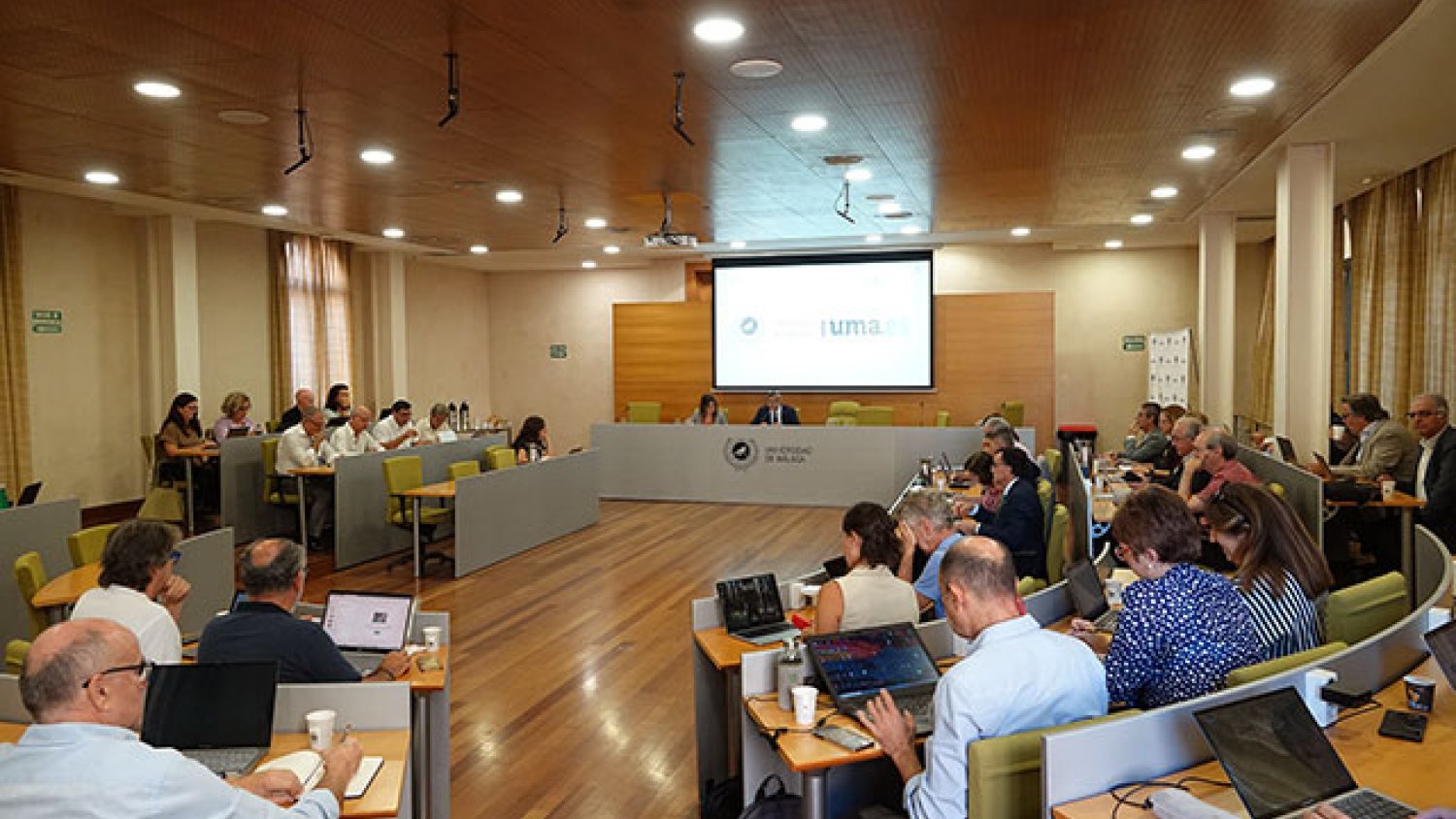 La UMA aprueba memorias de verificación de títulos y nombra dos doctores honoris causa