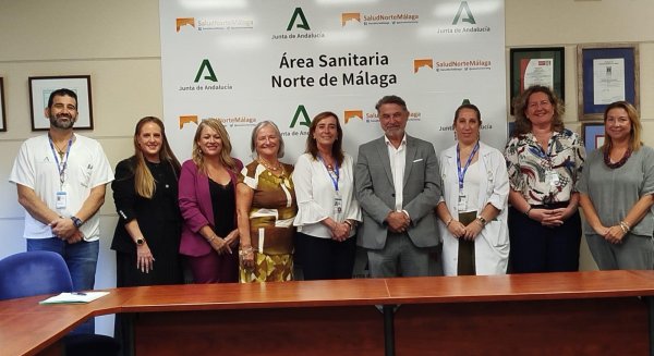 El Área Sanitaria Norte de Málaga – Antequera y la AECC firman un convenio de colaboración para ofrecer apoyo integral a pacientes con cáncer