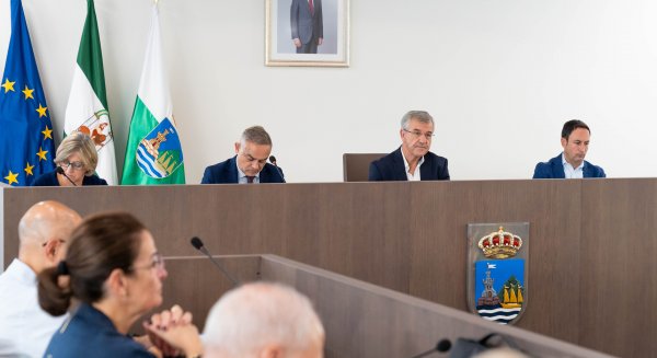 El Ayuntamiento de Estepona aprueba el presupuesto para 2026 con 132 millones y la mayor bajada del IBI