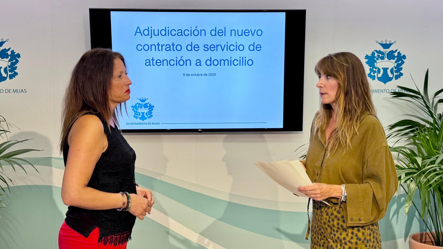 El Ayuntamiento de Mijas adjudica el nuevo contrato del servicio de ayuda a domicilio, con el que atenderá a 550 beneficiarios 
