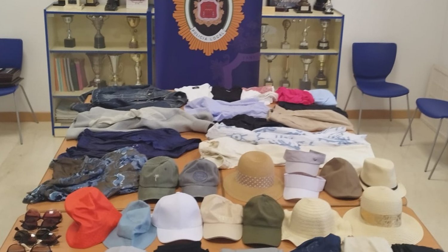 La Policía Local de Ronda detiene a dos carteristas