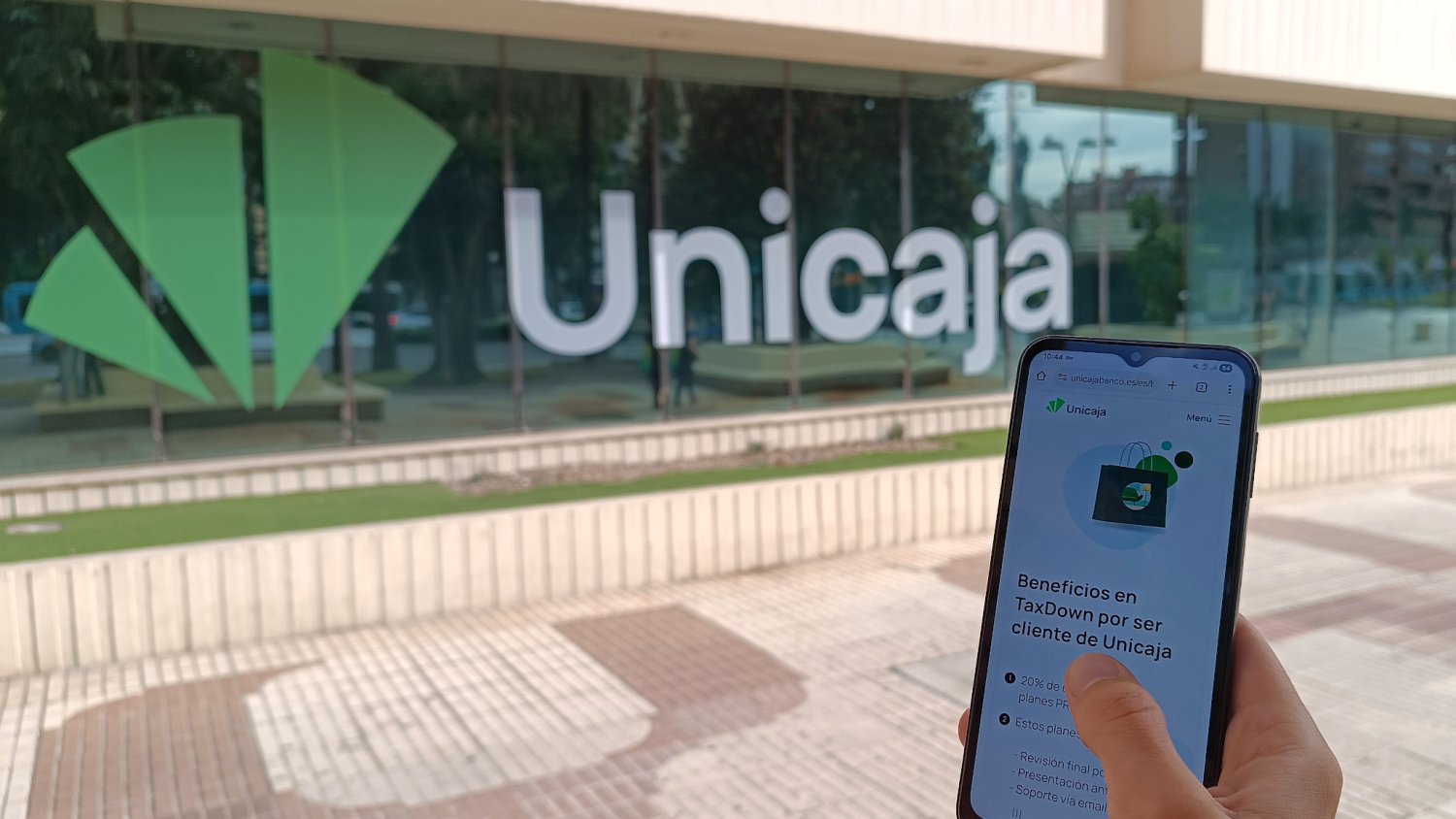 Unicaja y TaxDown llegan a un acuerdo para facilitar la gestión de tributos y la declaración de la renta
