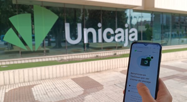 Unicaja y TaxDown llegan a un acuerdo para facilitar la gestión de tributos y la declaración de la renta