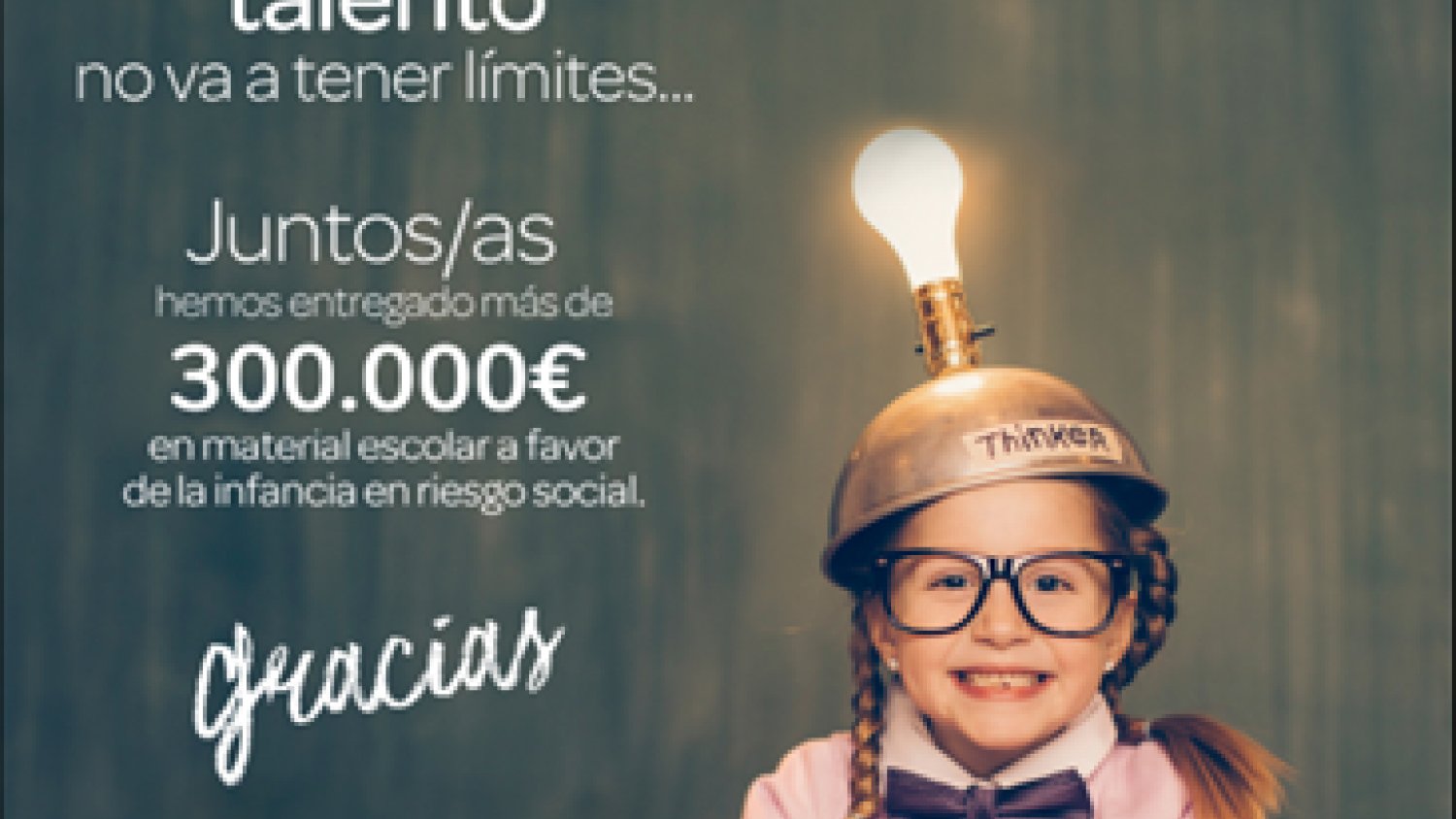 Fundación Solidaridad Carrefour entrega a Cruz Roja más de 16.000 euros en material escolar a favor de la infancia en riesgo social de la provincia de Málaga