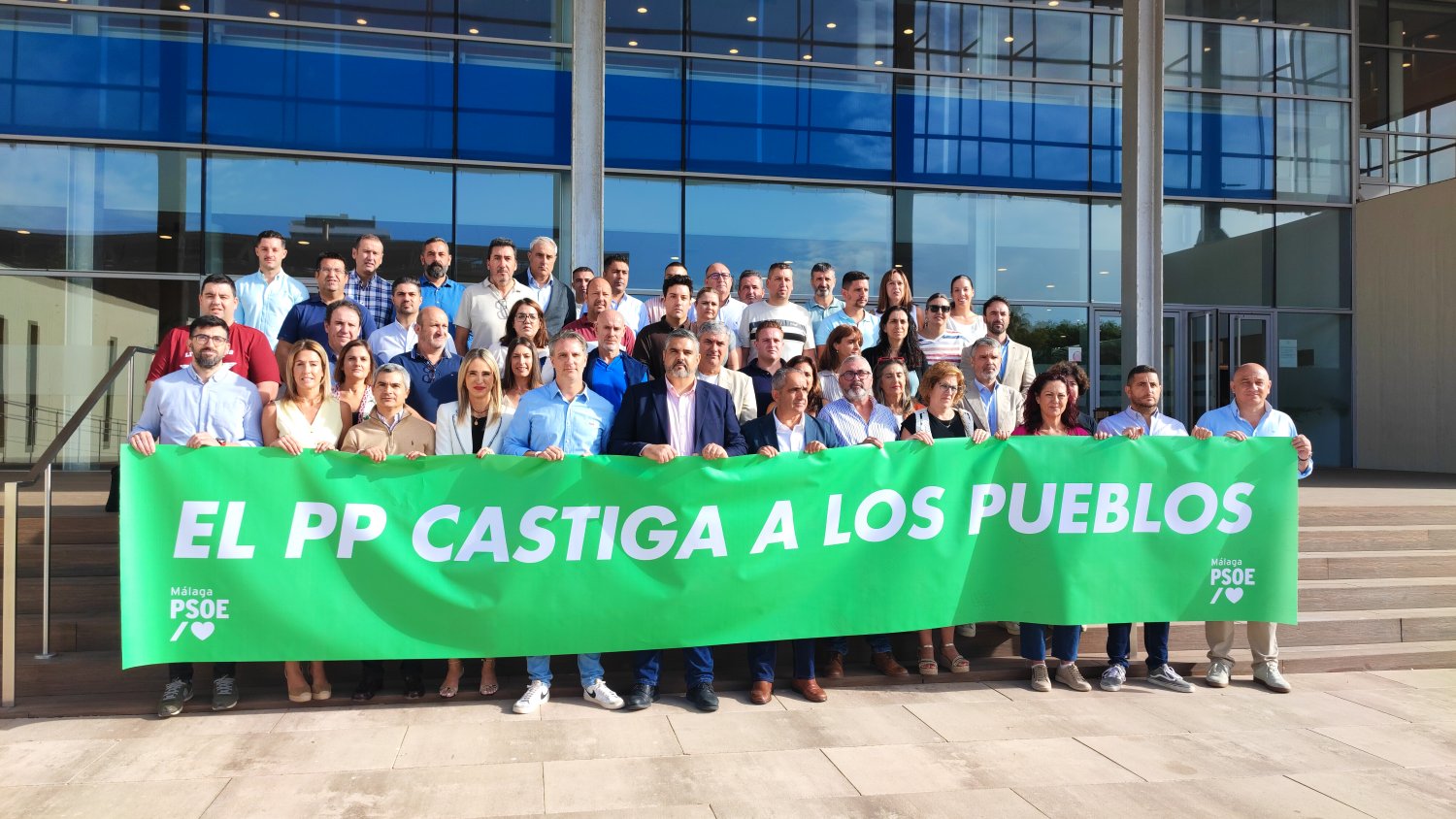 Alcaldes y alcaldesas socialistas alzan la voz contra el castigo del PP a los pueblos pequeños desde la Diputación de Málaga