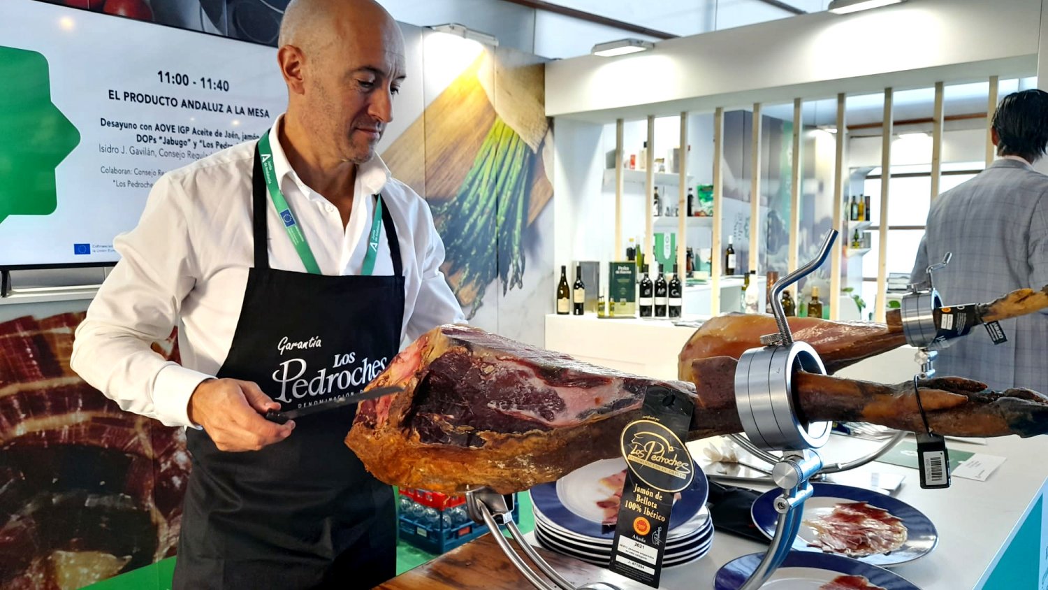 Los alimentos andaluces se promocionan en Gastronomika 2025 como materia prima de excelencia para la alta cocina