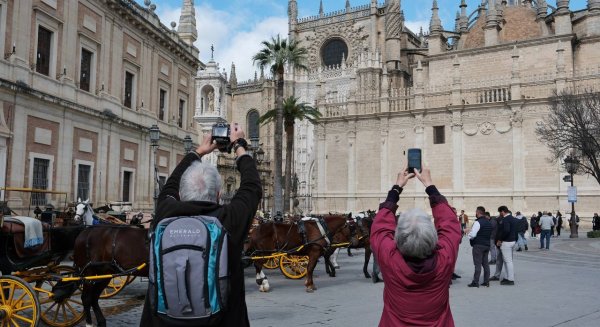Los hoteles de Andalucía superarán el 77% de ocupación en el puente de octubre, con la llegada de más de 1.170 vuelos con 210.000 asientos 