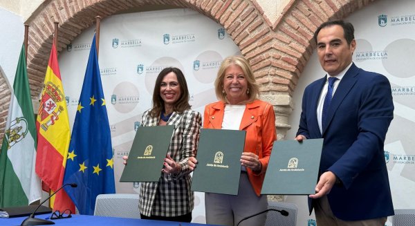 Junta y Ayuntamiento firman el convenio para el acceso a la futura Ciudad de la Justicia de Marbella