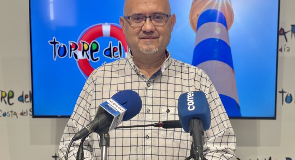 Vélez-Málaga amplía el servicio de vigilancia y socorrismo en todo los pueblos de su litoral
