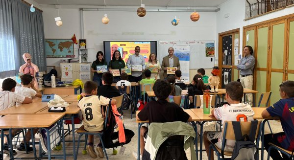La Diputación y el Consorcio de Residuos comienzan una campaña escolar sobre cómo desechar los aparatos eléctricos y electrónicos