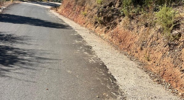 La Diputación invierte 363.000 euros en el asfaltado de la carretera de acceso a Benarrabá y la mejora de un camino municipal