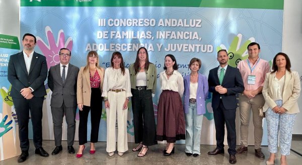 Loles López reivindica en Mijas las familias como escuelas de valores y apuesta por inculcar la conciliación y corresponsabilidad para avanzar en igualdad