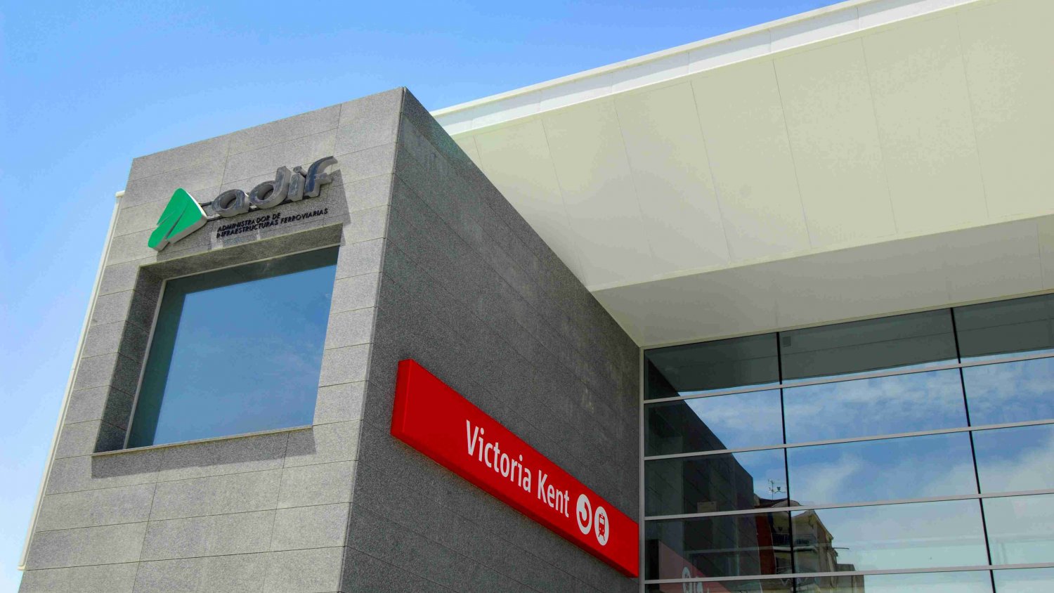  Adif destina 2,8M€ a renovar el túnel de la estación Victoria Kent de Málaga