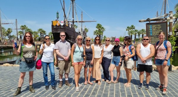 Unos 1.100 profesionales visitan Andalucía en el primer semestre en acciones inversas de la Junta