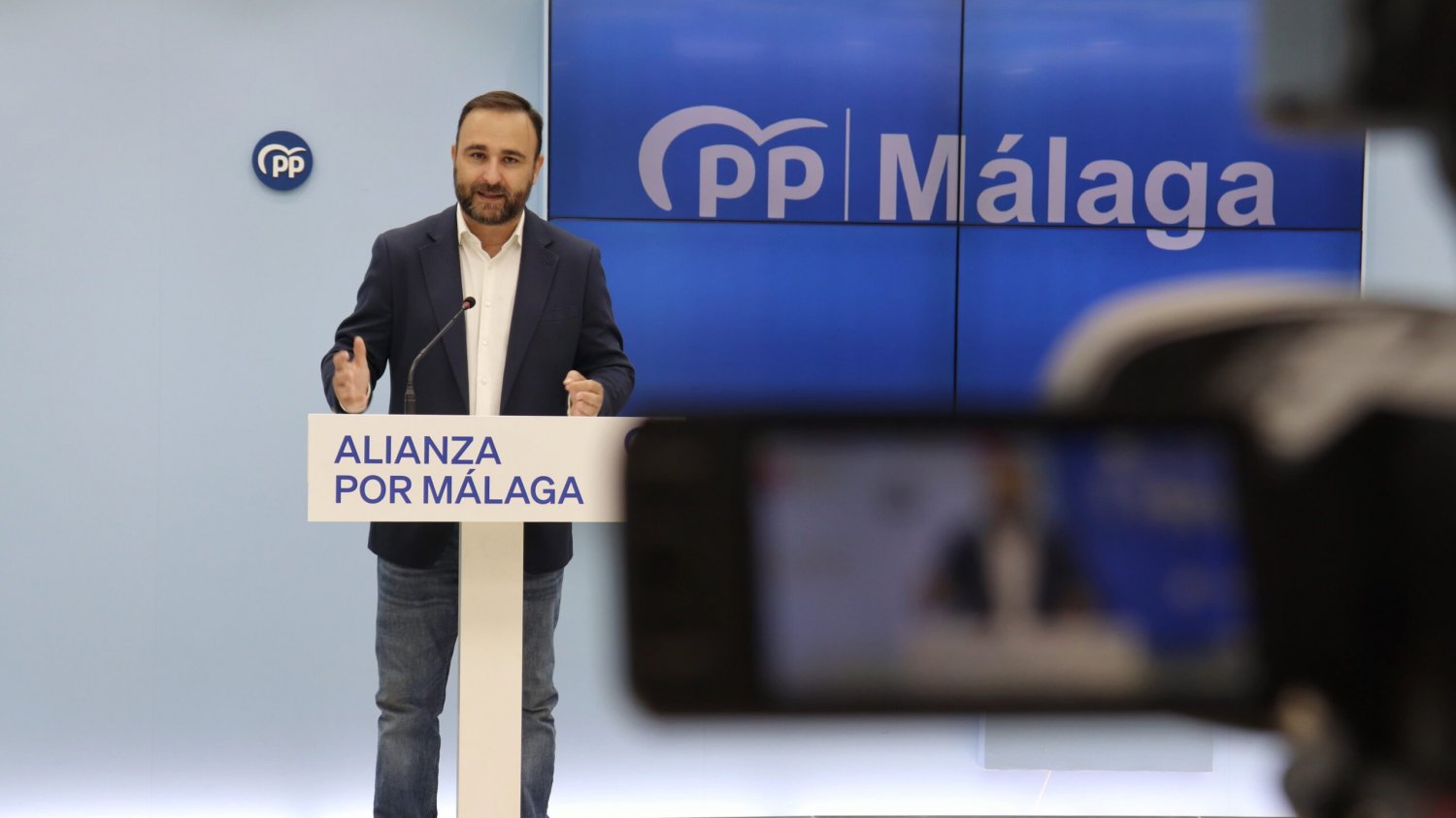 El PP denuncia que el bloqueo que el Gobierno impone a la red eléctrica frena inversiones por más de 3.000 millones de euros sólo en la Costa del Sol